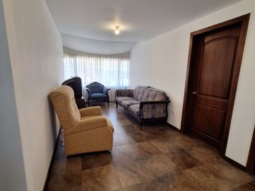 CASA - POMASQUI (La Pampa 5)