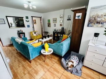 AMPLIO DEPARTAMENTO  DUPLEX EN SURCO