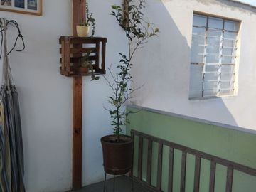 AMPLIO DEPARTAMENTO  DUPLEX EN SURCO