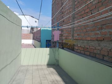 AMPLIO DEPARTAMENTO  DUPLEX EN SURCO