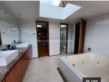 Casa en Venta, SAN JOSE BAVARIA Bogotá D.C.