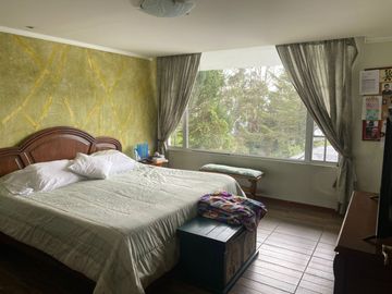 VENDO CASA SECTOR YANAZARAPATA CUMBAYA