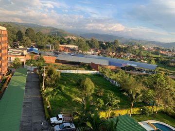 SE VENDE APARTAMENTO EN CAMPO VERDE
