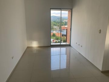 SE VENDE APARTAMENTO EN CAMPO VERDE