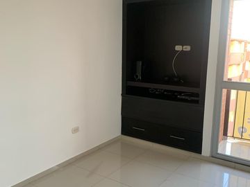 SE VENDE APARTAMENTO EN CAMPO VERDE