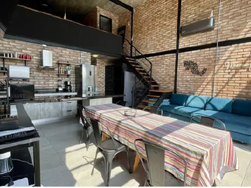 Se vende Casa tipo Loft de 3 recámaras con alberca en el fraccionamiento Aiyana, Xochitepec, Mor.