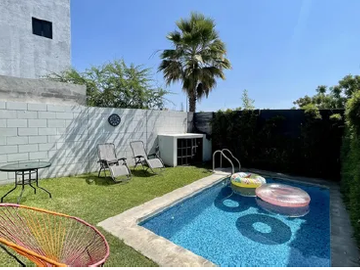 Se vende Casa tipo Loft de 3 recámaras con alberca en el fraccionamiento Aiyana, Xochitepec, Mor.
