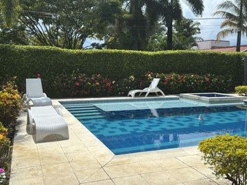 ARRIENDO CASA EN LA MORADA A LAS AFUERAS DE CALI VALLE DEL CAUCA
