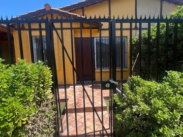 EN VENTA CASA EN MAIPÚ, PASAJE LA CHIMBA