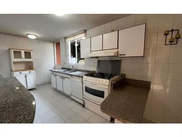 Casa en condominio en venta en Cuajimalpa con areas compartidas.