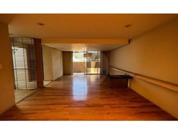 Casa en condominio en venta en Cuajimalpa con areas compartidas.
