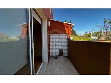 Casa en condominio en venta en Cuajimalpa con areas compartidas.