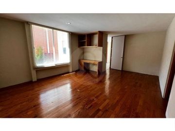 Casa en condominio en venta en Cuajimalpa con areas compartidas.