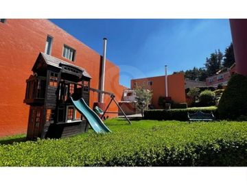 Casa en condominio en venta en Cuajimalpa con areas compartidas.