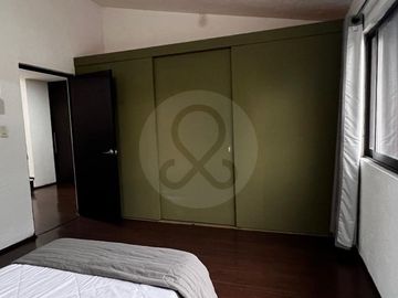 CASA EN VENTA EN LOMAS VERDES IMPECABLE