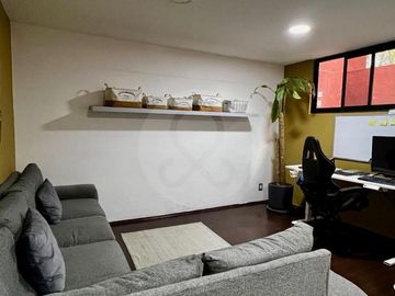 CASA EN VENTA EN LOMAS VERDES IMPECABLE