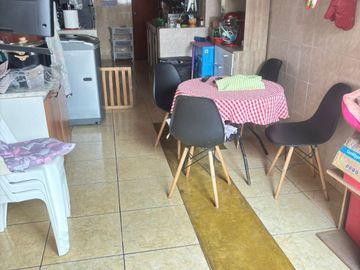 VENDO DEPARTAMENTO EN 1ER. PISO URB. BENJAMIN DOIG LA PERLA.