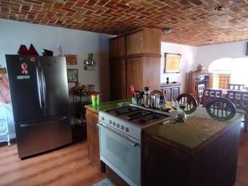 CASA DE UN NIVEL EN VENTA EN MEDIO DEL BOSQUE EN REAL DE MONTECASINO MORELOS