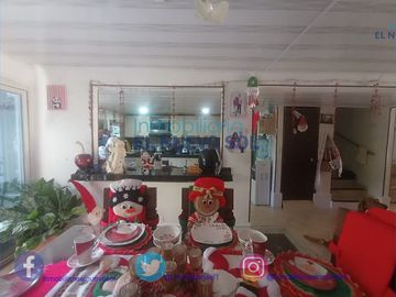 ¡¡MAGNIFICA CASA EN VENTA SUPER CENTRAL Y SUPER GRANDE UBICADA EN SECTOR  EXCLUSIVO DE LA CIUDAD!SECTOR ESTADIO