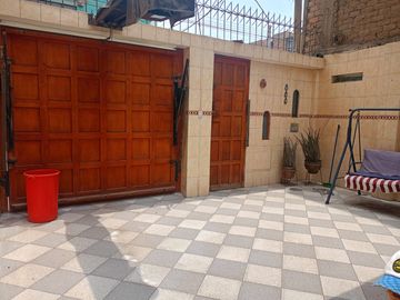 VENDO CASA  120 M2. URB. TOMAS VALLE SAN MARTIN DE PORRES