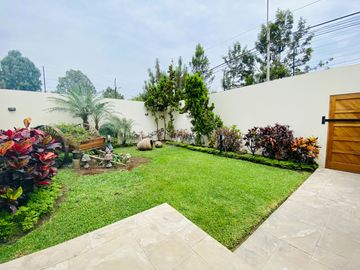 VENTA DE BELLA CASA DE LUJO EN PERFECTAS CONDICIONES