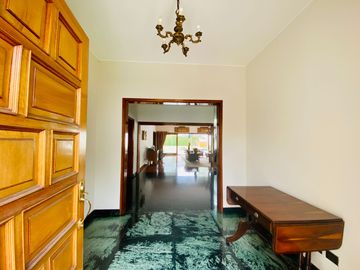 VENTA DE BELLA CASA DE LUJO EN PERFECTAS CONDICIONES