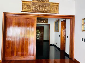 VENTA DE BELLA CASA DE LUJO EN PERFECTAS CONDICIONES