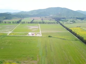 HERMOSO CAMPO DE 48 HECTAREAS PLANAS CON DERECHOS DE AGUA AGUA