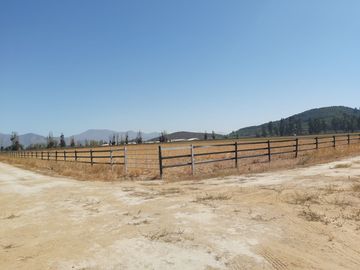 HERMOSO CAMPO DE 48 HECTAREAS PLANAS CON DERECHOS DE AGUA AGUA
