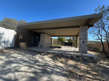 Lote residencial en venta bardeado en Haras del Bosque