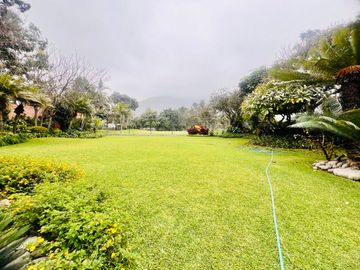 VENTA DE BELLA CASA MUY BIEN CONSERVADA