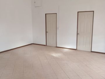 SE VENDE o ARRIENDA CABAÑA DE  3D 2B  A PASOS LAGO COLBUN  EL COLORADO, SAN CLEMENTE CHILE