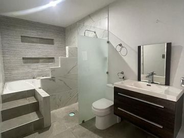 ¡¡VENDO CASA CON ALBERCA 300M2 Y 5 HAB EN LA COL BENITO JUAREZ CUAUTLA MORELOS!!