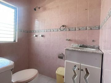 ¡¡VENDO CASA CON ALBERCA 300M2 Y 5 HAB EN LA COL BENITO JUAREZ CUAUTLA MORELOS!!