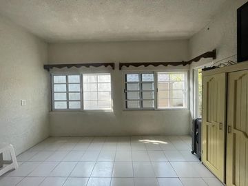¡¡VENDO CASA CON ALBERCA 300M2 Y 5 HAB EN LA COL BENITO JUAREZ CUAUTLA MORELOS!!