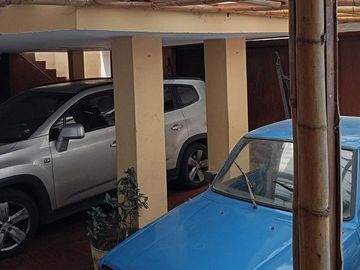 VENTA DE CASA EN ESQUINA URB. RIVIERA DE MONTERRICO LA MOLINA