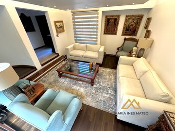 Maravillosa Casa Remodelada Con Piscina, Villuco