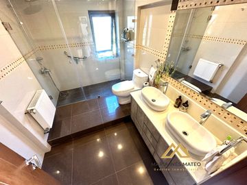 Maravillosa Casa Remodelada Con Piscina, Villuco