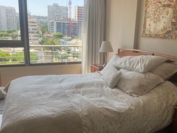 SE VENDE ACOGEDOR Y SOLEADO DEPARTAMENTO PLAN DE VIÑA
