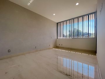 Residencia Nueva en Coto en Venta en Colinas de San Javier, Zona Andares Zapopan