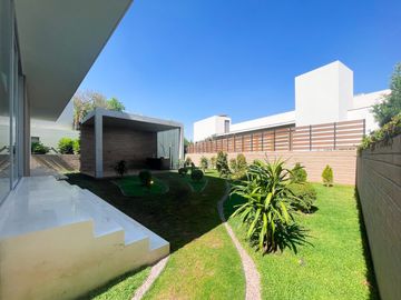 Residencia Nueva en Coto en Venta en Colinas de San Javier, Zona Andares Zapopan