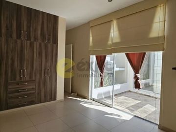 VENTA DE CASA EN CONDOMINIO  LOMAS DEL SOL – LOS EJIDOS
