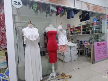 STAND EN VENTA EN CENTRO COMERCIAL SHOPPING PLAZA MONTERRICO SANTIAGO SURCO