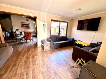 Casa remodelada y ampliada en Condominio en San Pedro del Valle