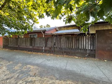 Venta de terreno en el centro de Chillán en calle 5 de abril con Av. Ecuador a pasos de Sodimac, Chillán
