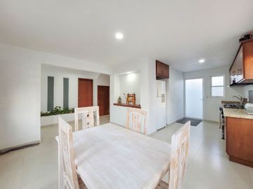 Casa en Venta en Tequisquiapan, Fraccionamiento, 3 rec 3.5 baños,  Oportunidad Única