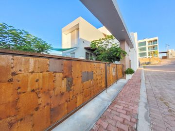 Casa en Venta en Tequisquiapan, Fraccionamiento, 3 rec 3.5 baños,  Oportunidad Única