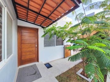 Casa en Venta en Tequisquiapan, Fraccionamiento, 3 rec 3.5 baños,  Oportunidad Única