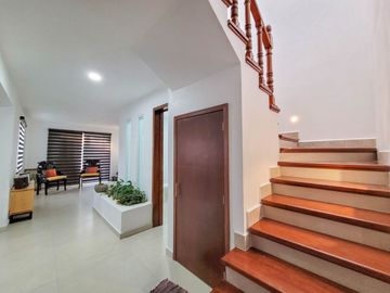 Casa en Venta en Tequisquiapan, Fraccionamiento, 3 rec 3.5 baños,  Oportunidad Única