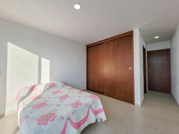 Casa en Venta en Tequisquiapan, Fraccionamiento, 3 rec 3.5 baños,  Oportunidad Única